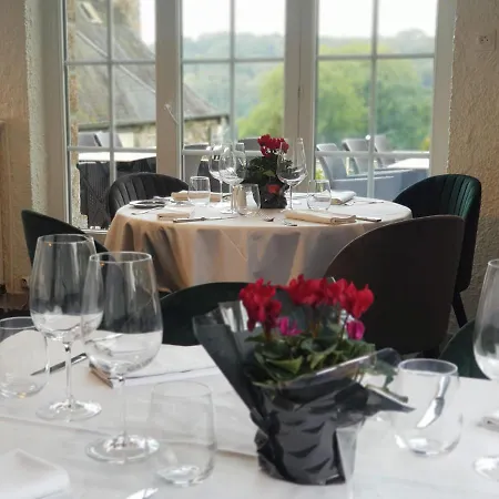 De La Poste Hotell Mortain-Bocage