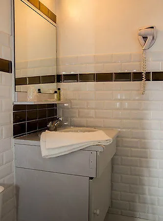 De La Poste Hotel Mortain-Bocage