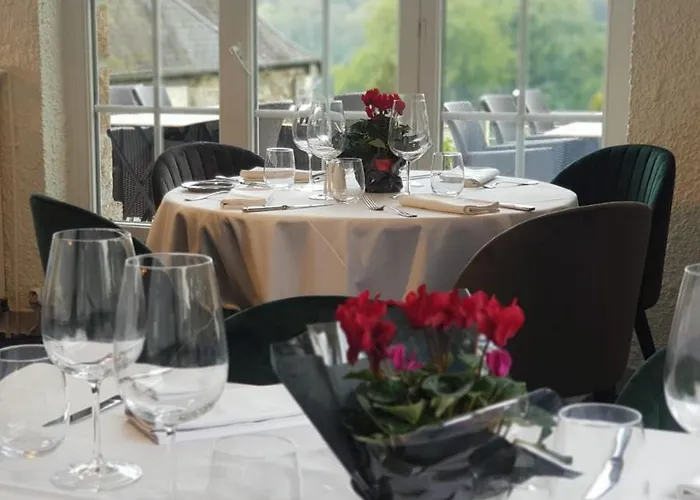 De La Poste Hotel Mortain-Bocage