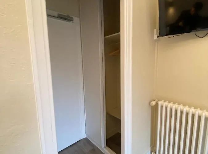 De La Poste Hotel Mortain-Bocage