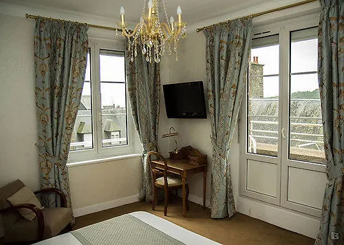 De La Poste 3* Mortain-Bocage